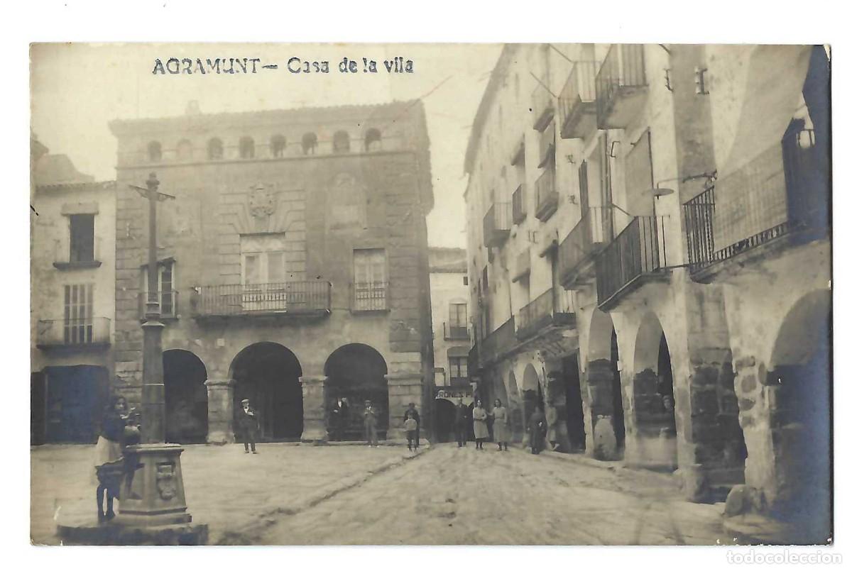 Postales: FOTO POSTAL- AGRAMUNT.- CASA DE LA VILA. ANIMADA. SIN CIRCULAR