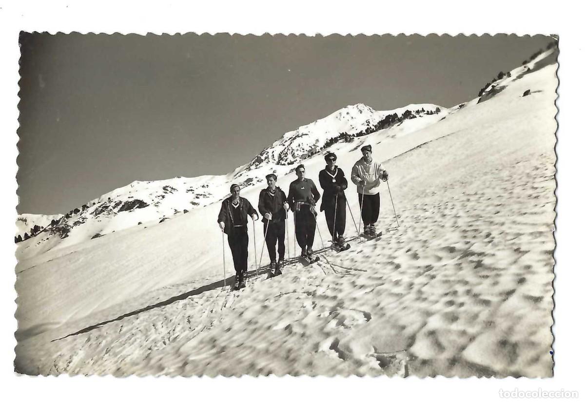 Postales: POSTAL FOTOGR&Aacute;FICA- VALLE DE ARAN.- N&ordm; 22. SALARDU. PISTA DE VAQUEIRA. SIN CIRCULAR
