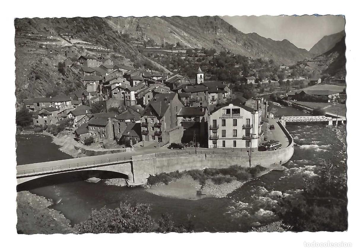 Postales: PALLARS.- N&ordm; 91. LLAVORSI. VISTA GENERAL. OFICINA TURISMO POBLA DE SEGUR. SIN CIRCULAR