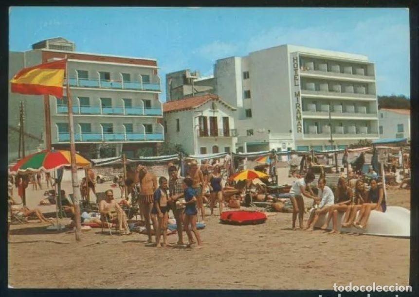 Postcards: Calafell. *Detalle de la playa* Ed. Costador n&ordm; 11. Circulada 1968.