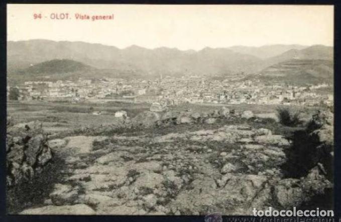 Postales: Olot. *Vista general* E. Arqu&eacute;s n&ordm; 94. Nueva.