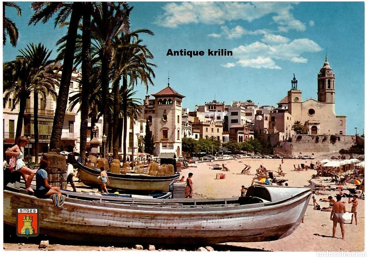 Postales: SITGES N&ordm; 40 PLAYA E IGLESIA / EDICIONES FISA- SOBERANAS / SIN FRANQUEAR