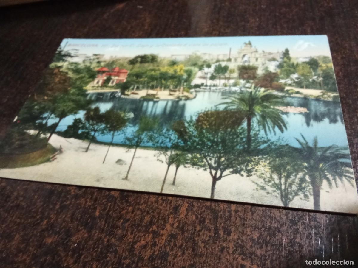 Postales: Barcelona.Parque.El Lago y La cascada a vista de p&aacute;jaro.