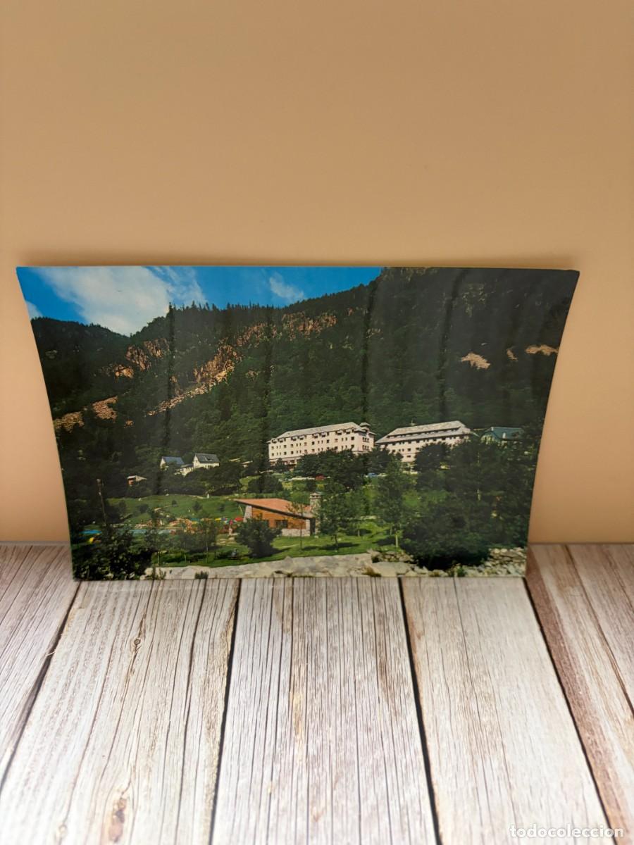 Postales: TARJETA POSTAL. L&Eacute;RIDA. 2141.- BALNEARIO DE CALDAS DE BOHI. PIRINEO CATALAN. VISTA GENERAL. ARRIBAS