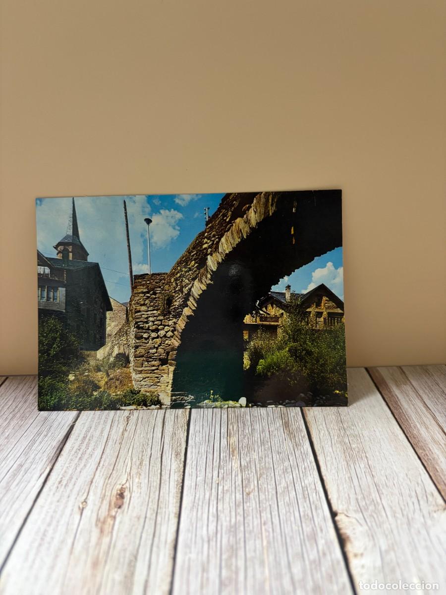Postales: TARJETA POSTAL. PIRINEO CATALAN. 2133.- ESTERRI DE ANEU. PUENTE ROMANICO. EDICIONES ARRIBAS