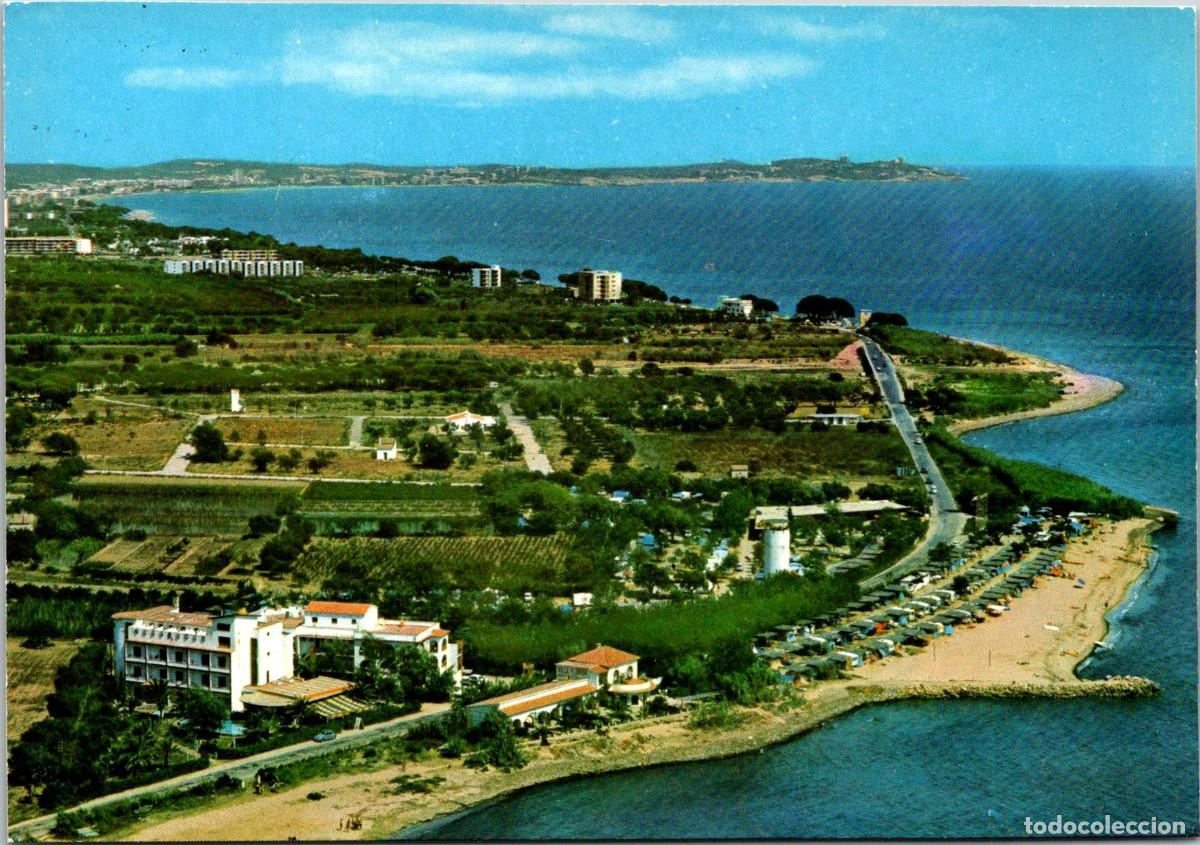 Postales: Cambrils -Vista a&eacute;rea-Hotel Tropicana-Villa Isabel y Camping... -Sello Camping Costa Blanca -In&eacute;dita
