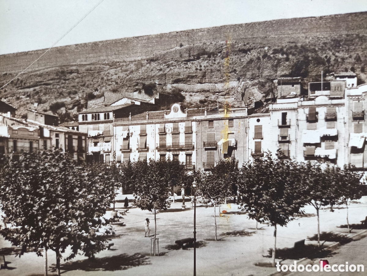 Cartoline: BALAGUER PLA&Ccedil;A MERCADAL POSTAL FOTOGR&Aacute;FICA LLEIDA C. 1940