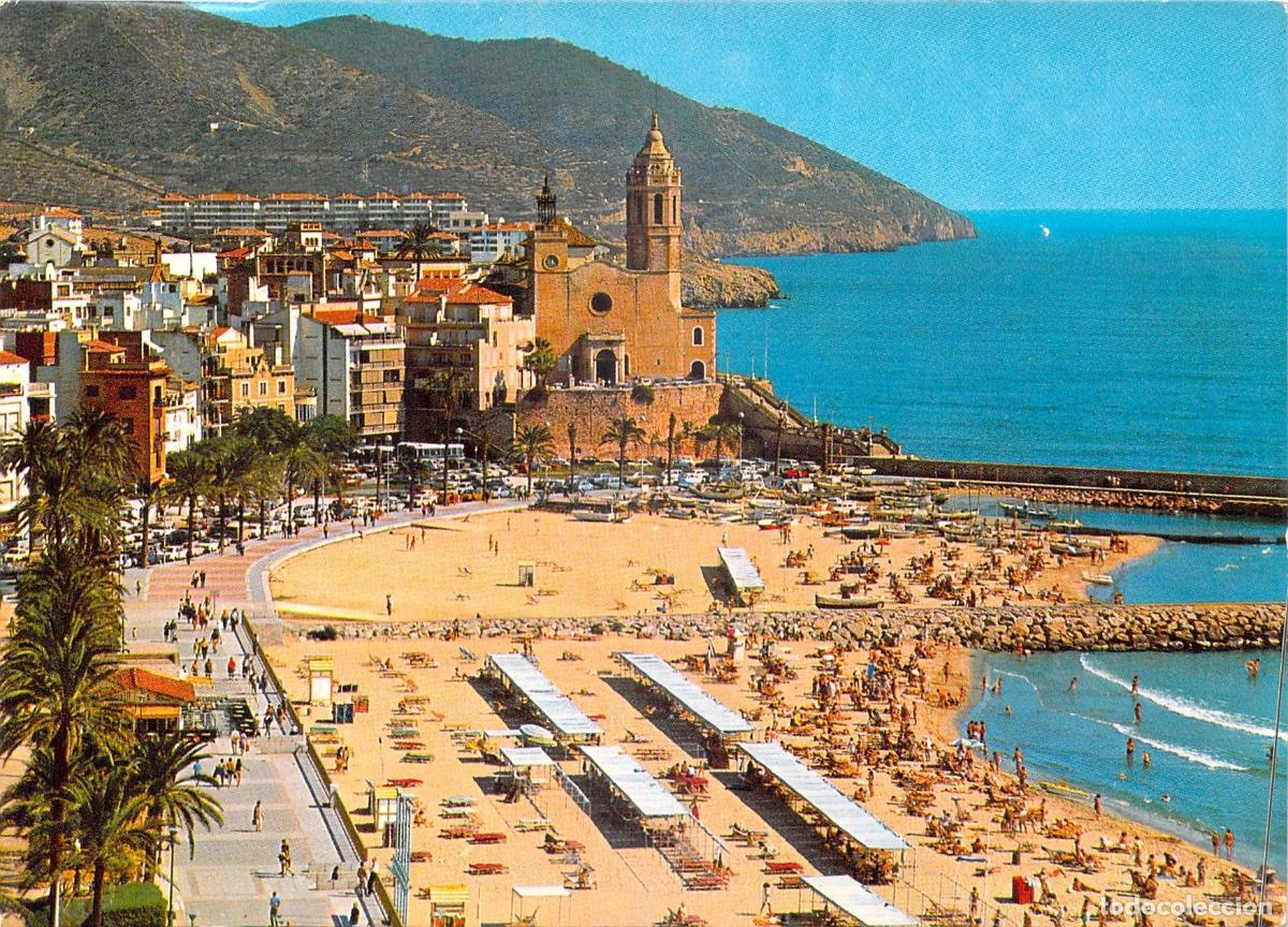 Postales: Postal de Sitges: Vista de la Punta y Playa con la Iglesia