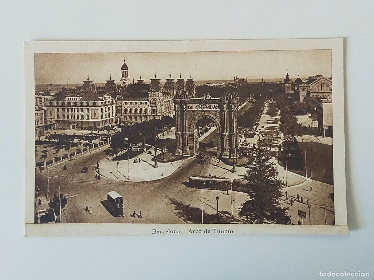 Postales: Tarjeta Postal BARCELONA: Arco del Triunfo - Fot L. Roisin - Sin Circular.