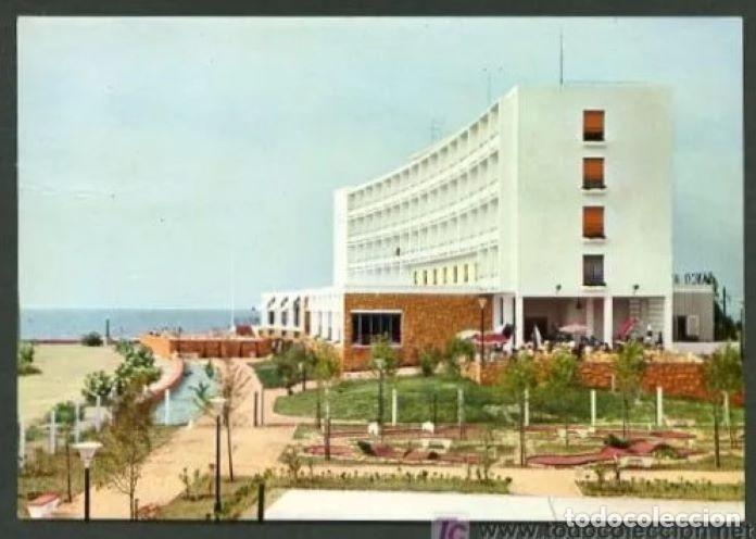 Cartoline: El Vendrell. Coma-ruga *Residencia Mar&iacute;tima para los empleados...* Escrita.