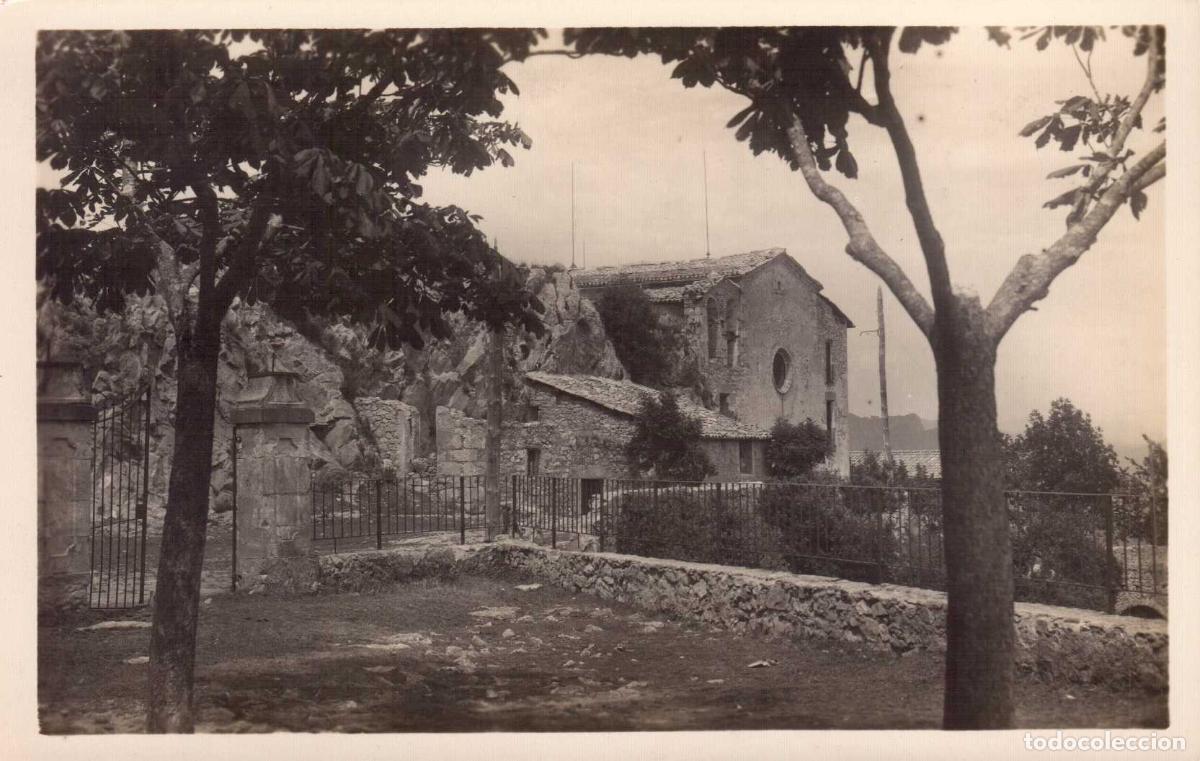 Postales: TARJETA POSTAL BERGA. BARCELONA PASEO Y FACHADA DE LA IGLESIA NTRA. SE&Ntilde;ORA DE QUERALF