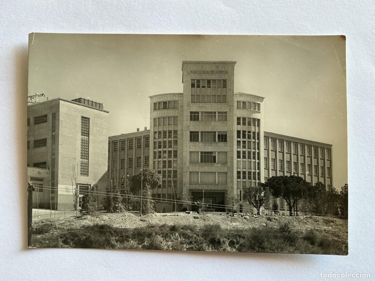Postkarten: POSTAL FOTOGR&Aacute;FICA RECORT N&ordm; 5 FACTOR&Iacute;A GALLINA BLANCA VISTA FRONTAL SAN JUAN DESPI BARCELONA