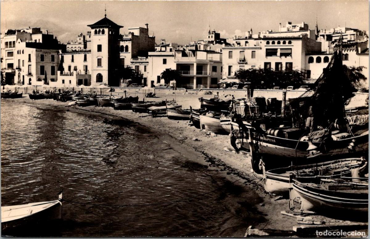 Postales: Sitges - La playa de las barcas - J. Ubach Puig 111 - 138x88mm