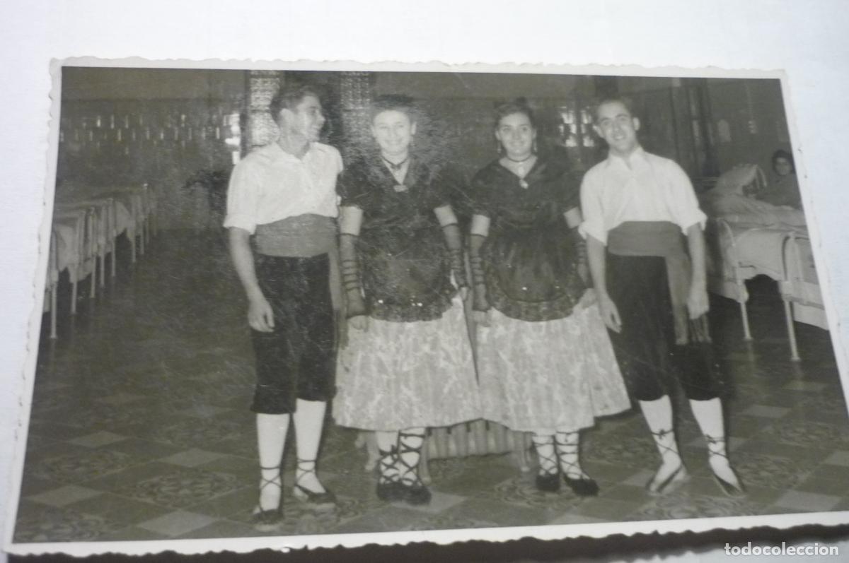 Postales: foto postal grupo de catalanes traje tipico foto j.arguedas.-barcelona cm