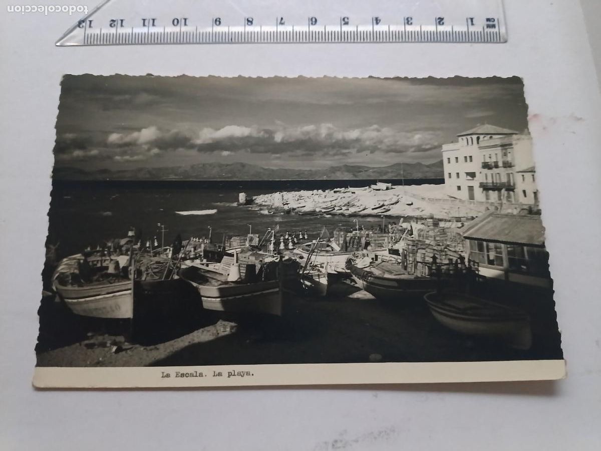 Postales: La Escala, postal circulada