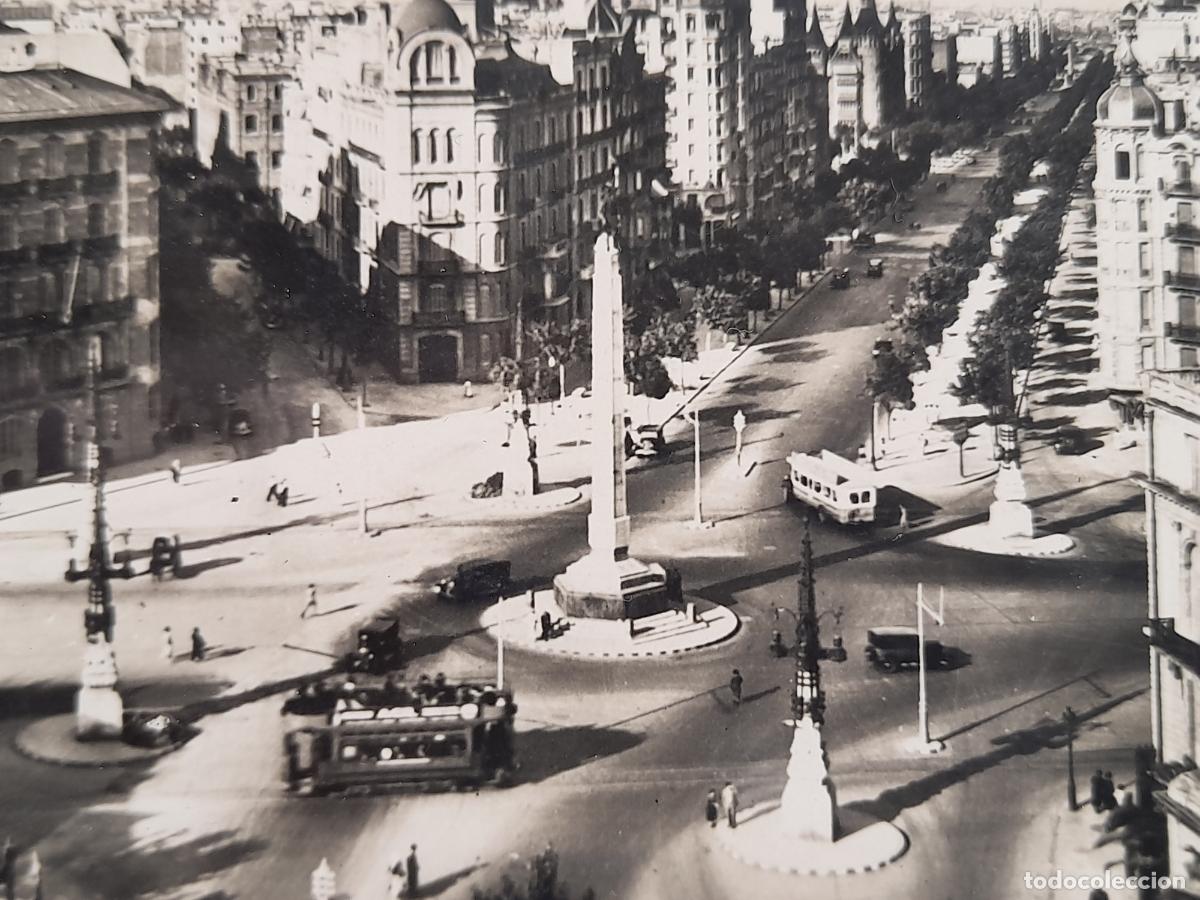 Postales: Barcelona. Avenida del General&iacute;simo. - Foto 2