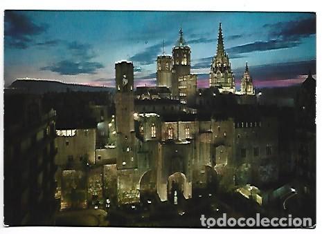 Postales: BARRIO GOTICO, PLAZA BERENGUER DE NOCHE.- BARCELONA