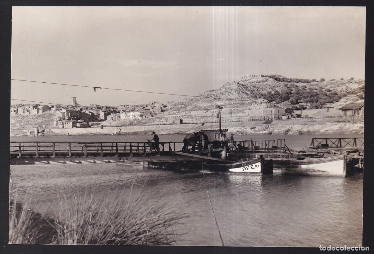 Postales: Riba-roja d&acute;Ebre. *Vista parcial y Barca de Paso...* Foto Raymond n&ordm; 9. Med: 98x146 mm.