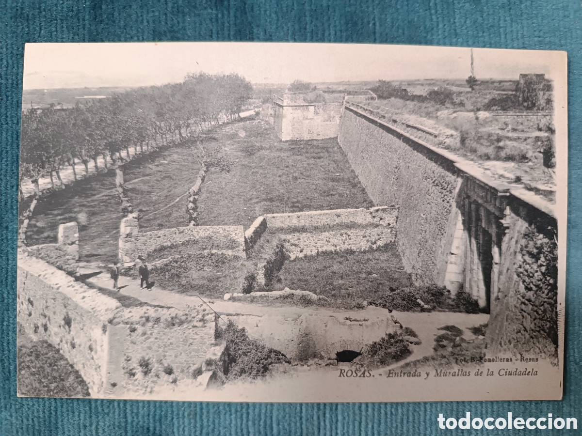 Postales: ROSAS. Entrada y Murallas de la Ciudadela. Roses