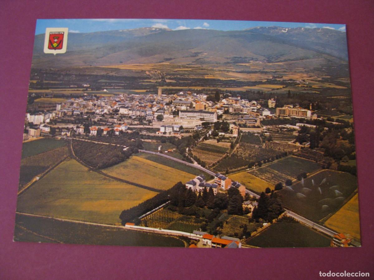 Postales: POSTAL DE PUIGCERDA. VISTA AEREA. ESCUDO DE ORO.