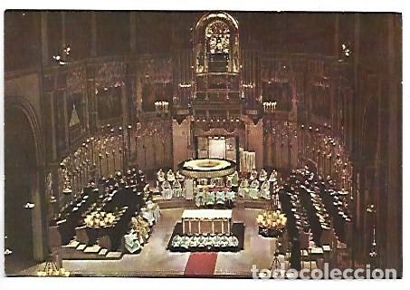 Postales: INTERIOR DE LA BASILICA / INSIDE VIEW OF THE CHURCH.- MONTSERRAT - BARCELONA
