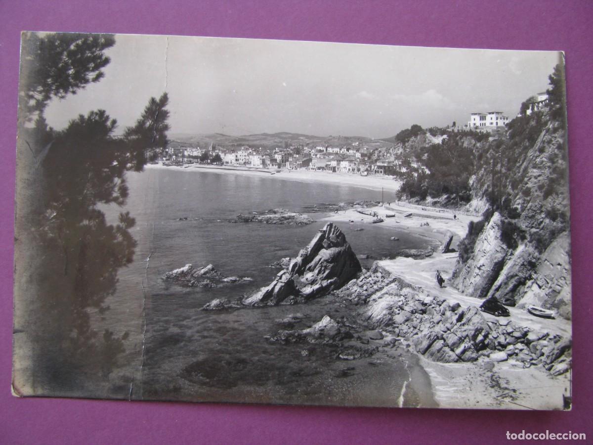 Postales: POSTAL FOTOGRAFICA DE LLORET DE MAR. PLAYA DE LA CALETA. CIRCULADA. 1955