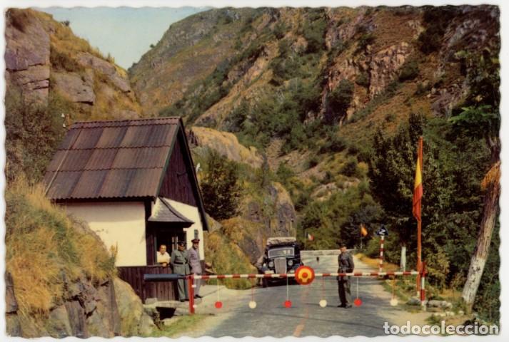 Postcards: m11643 Vall D' Aran Puesto Fronterizo En Pont Del Rei Garrabella N&ordm;5050 sc guardias coche