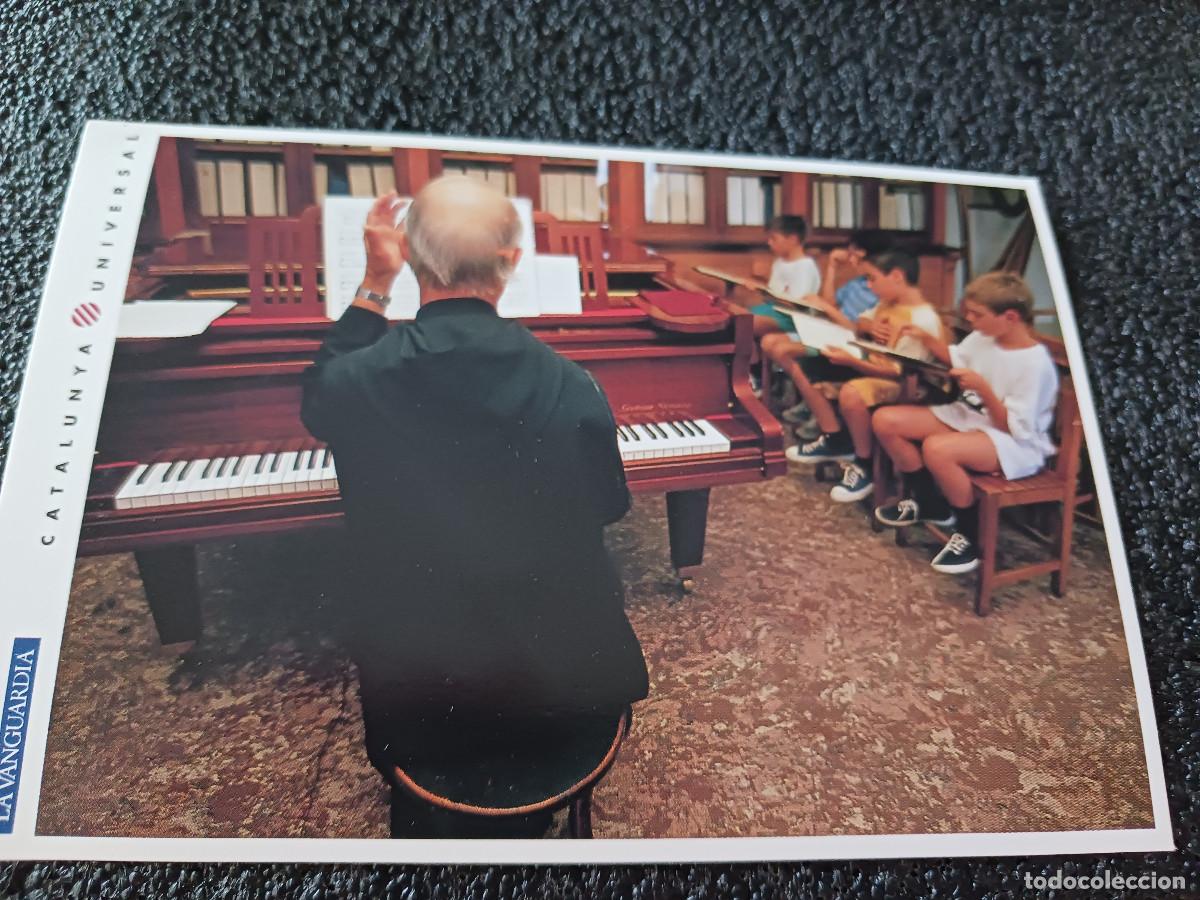 Postales: catalunya universal, la vanguardia, montserrat, ensayo de la escolania