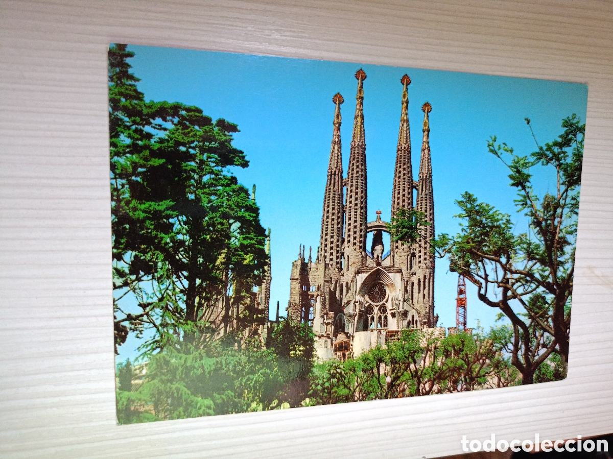 Postales: Barcelona templo de la sagrada familia a&ntilde;os 60 sin usar