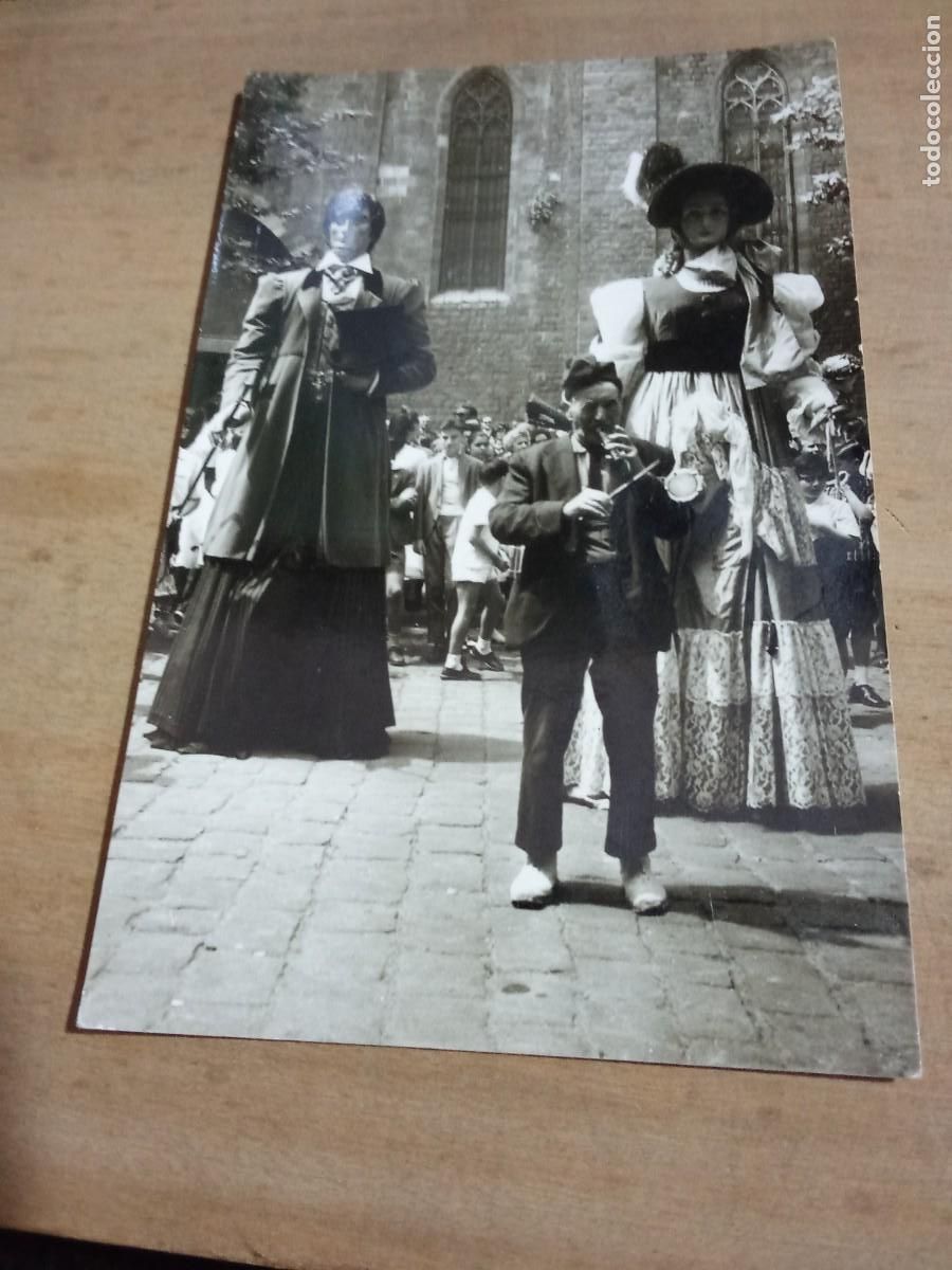 Postales: Barcelona.Els gegantets del Pi.