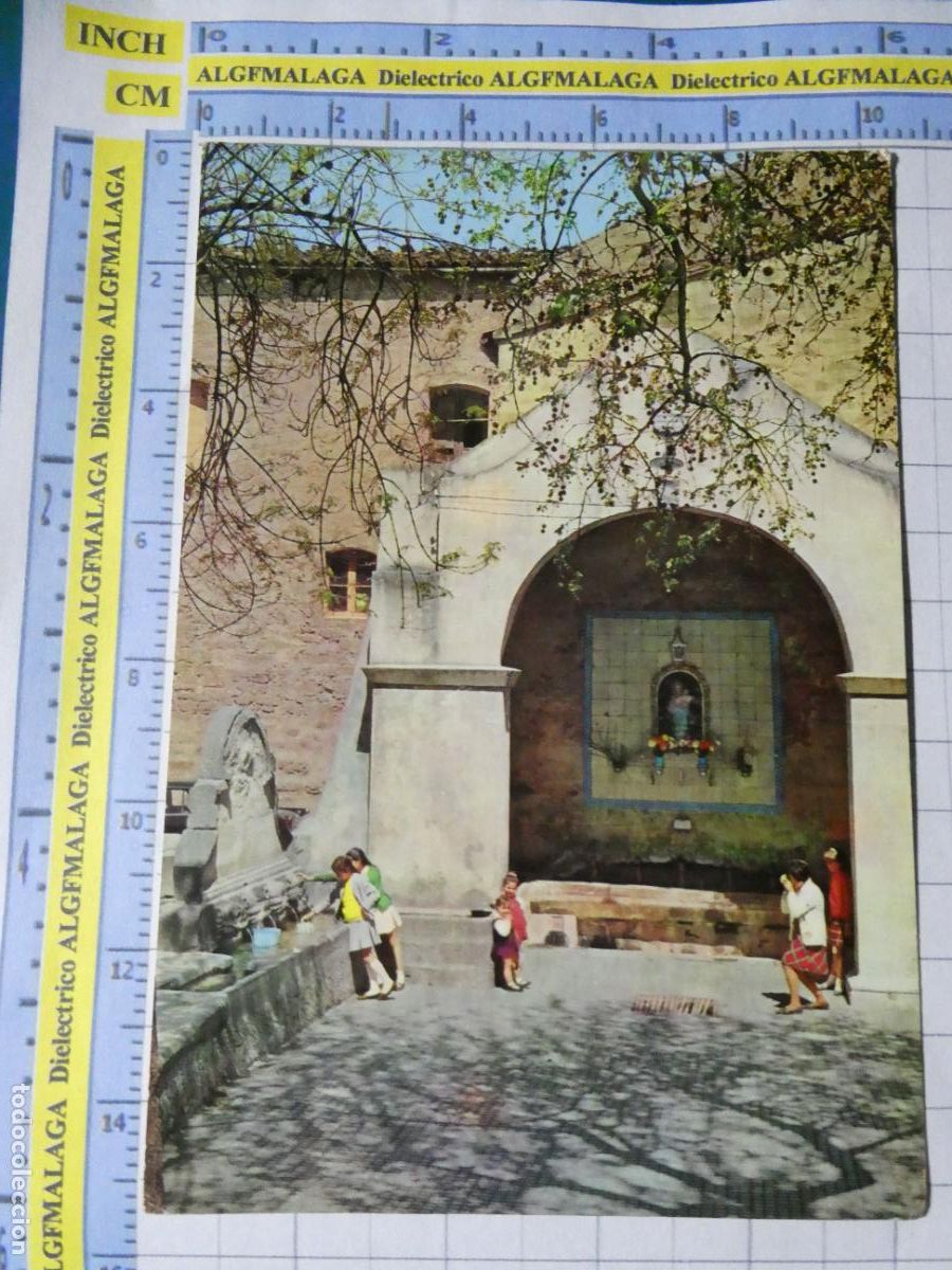 Postales: POSTAL DE L&Eacute;RIDA. A&Ntilde;O 1965. GUISSONA FUENTE DE LA VERGE DE LA SALUT NI&Ntilde;AS 1446 UBACH . 2680