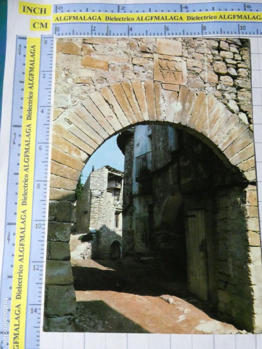 Postales: POSTAL DE L&Eacute;RIDA. A&Ntilde;O 1971. GUIMERA PUERTA PRINCIPAL DE ENTRADA AL ANTIGUO CASTILLO 1 CAL FRA . 2682
