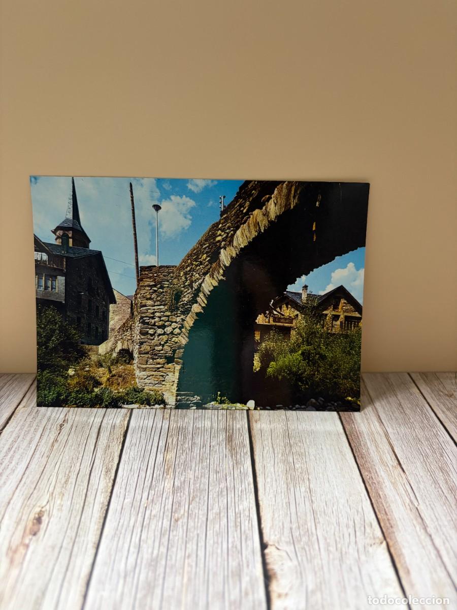 Postales: TARJETA POSTAL. PIRINEO CATALAN. 2133.- ESTERRI DE ANEU. PUENTE ROMANICO. EDICIONES ARRIBAS