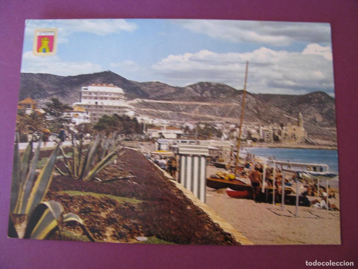 Postcards: POSTAL DE SITGES. PLAYA DE ORO. PASEO MARITIMO Y PLAYA. ESCUDO DE ORO.