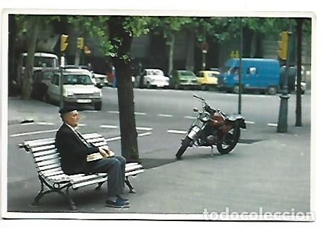 Postales: UN PAYES HACE UNA PAUSA EN LA RAMBLA.- EIXAMPLE - BARCELONA