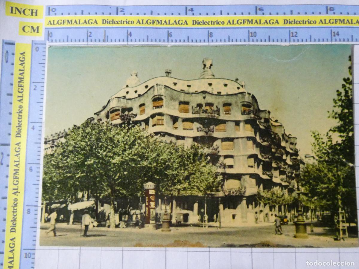 Postales: POSTAL DE BARCELONA. A&Ntilde;OS 50. CASA MIL&Aacute; Y CAMPS GAUD&Iacute;. POLIC&Iacute;A GUARDIA URBANO TR&Aacute;FICO 10 LLOPIS 4745