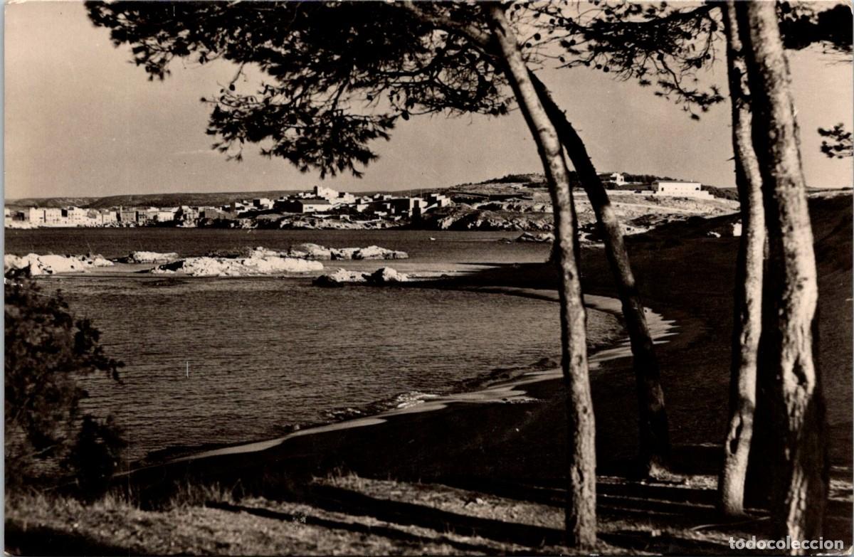 Postales: La Escala (Costa Brava) - Vista desde una playa de Ampurias -Campa&ntilde;&aacute; y Puig Ferr&aacute;n I/2248 - 148x97mm