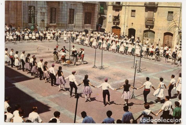 Postales: m11771 Tarragona Sardanes S'anella De Germanor Al Fondo Ayuntamiento 1966 Segeste N&ordm;527 sc