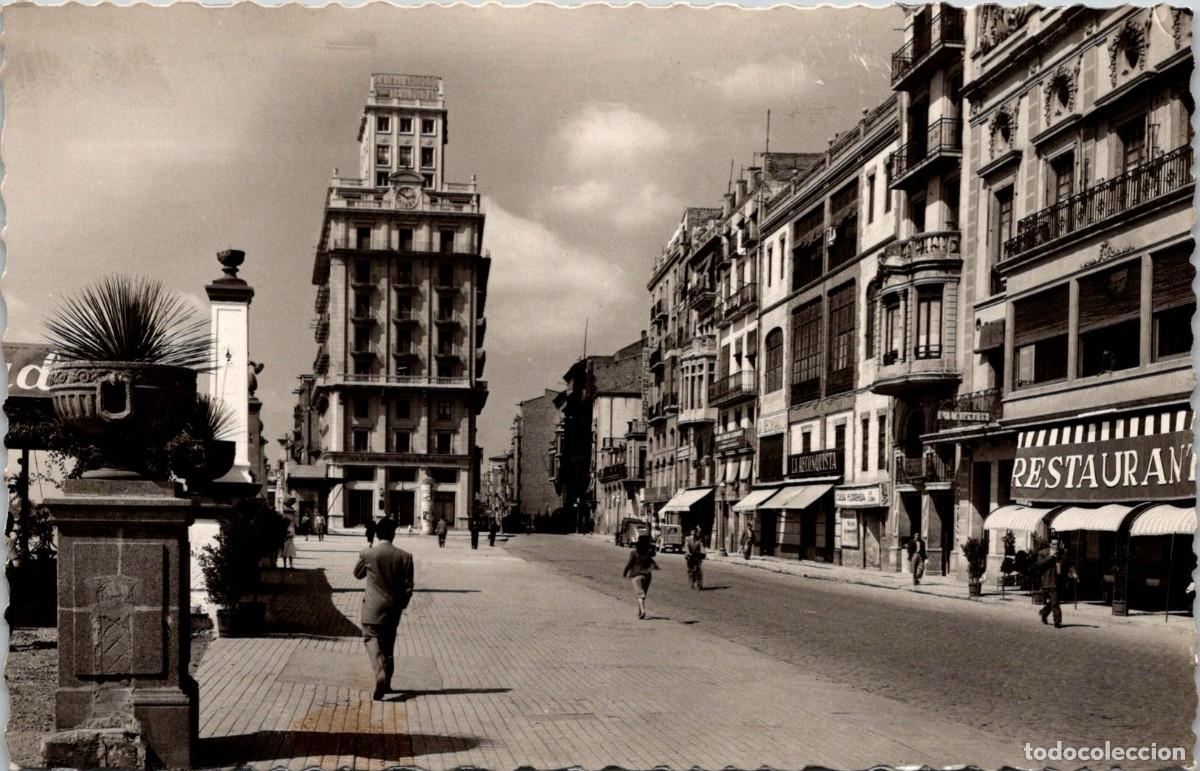 Postales: L&eacute;rida - Avda. de Blondel - Edificio del Montep&iacute;o - Garc&iacute;a Garrabella 34 - 138x89mm