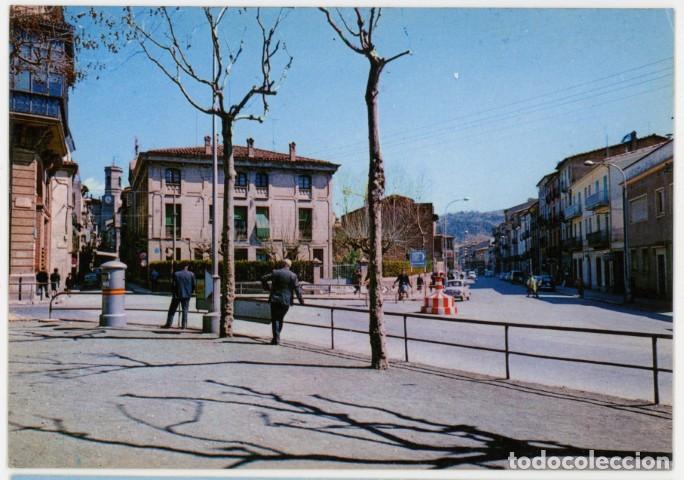 Postales: m11929 Olot Plaza De Clara 1970 Fiter N&ordm;1263 sc buzon seat 600 mini semaforo