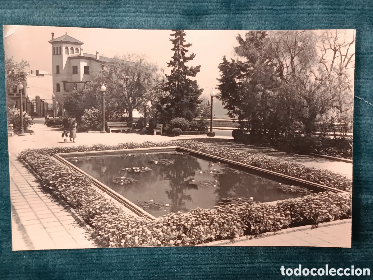 Postales: N&deg;13 TARRAGONA. Detalle de la Glorieta de los Ca&iacute;dos