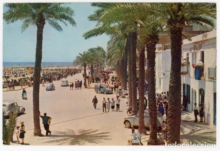 Postales: m11974 Vilanova I La Geltru Paseo De Ntr Sra Del Carmen 1965 R.g. N&ordm;112 sc seat 600 2cv vespa