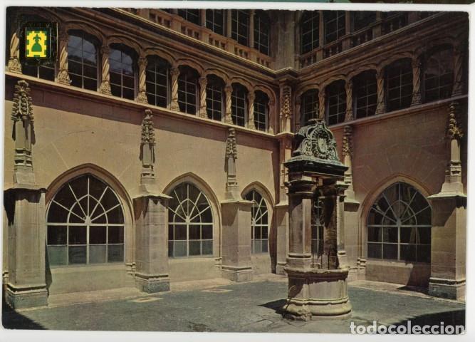 Postales: m11994 Bellpuig Convento P.p. Paules Patio De La Cisterma 1969 Escudo De Oro N&ordm;4718 sc