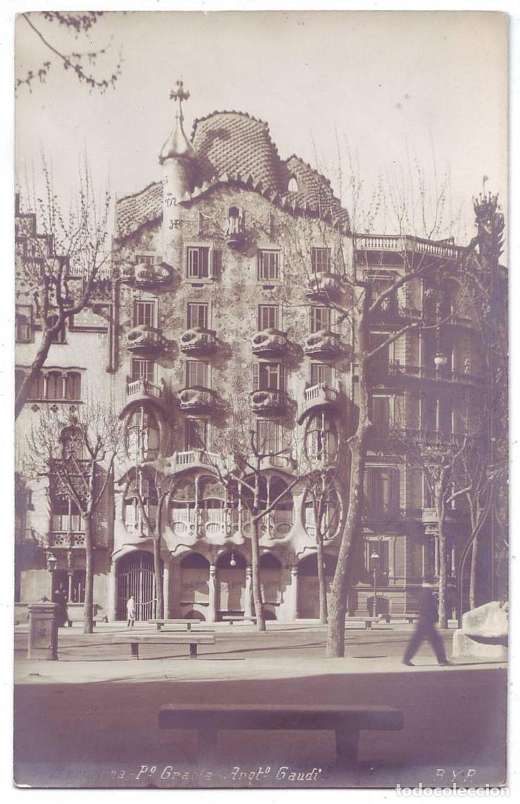 Postales: Barcelona: Paseo de Gracia. Casa Batll&oacute;. Arquitecto Gaud&iacute;. B.Y.P. No circulada (A&ntilde;os 10)