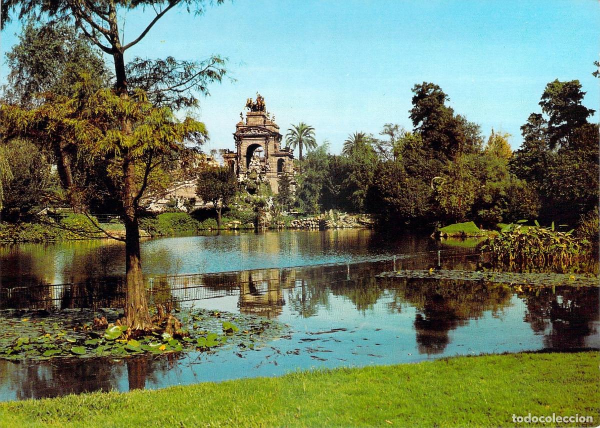 Postales: Postal de Barcelona: Parque de la Ciudadela con Lago y Cascada