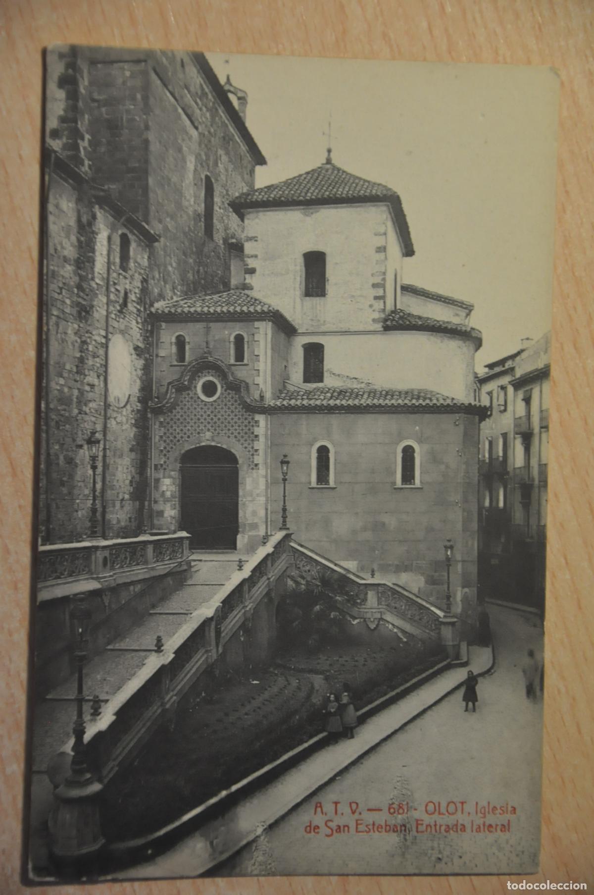 Postales: postal olot, iglesia de san esteban entrada lateral atv 681
