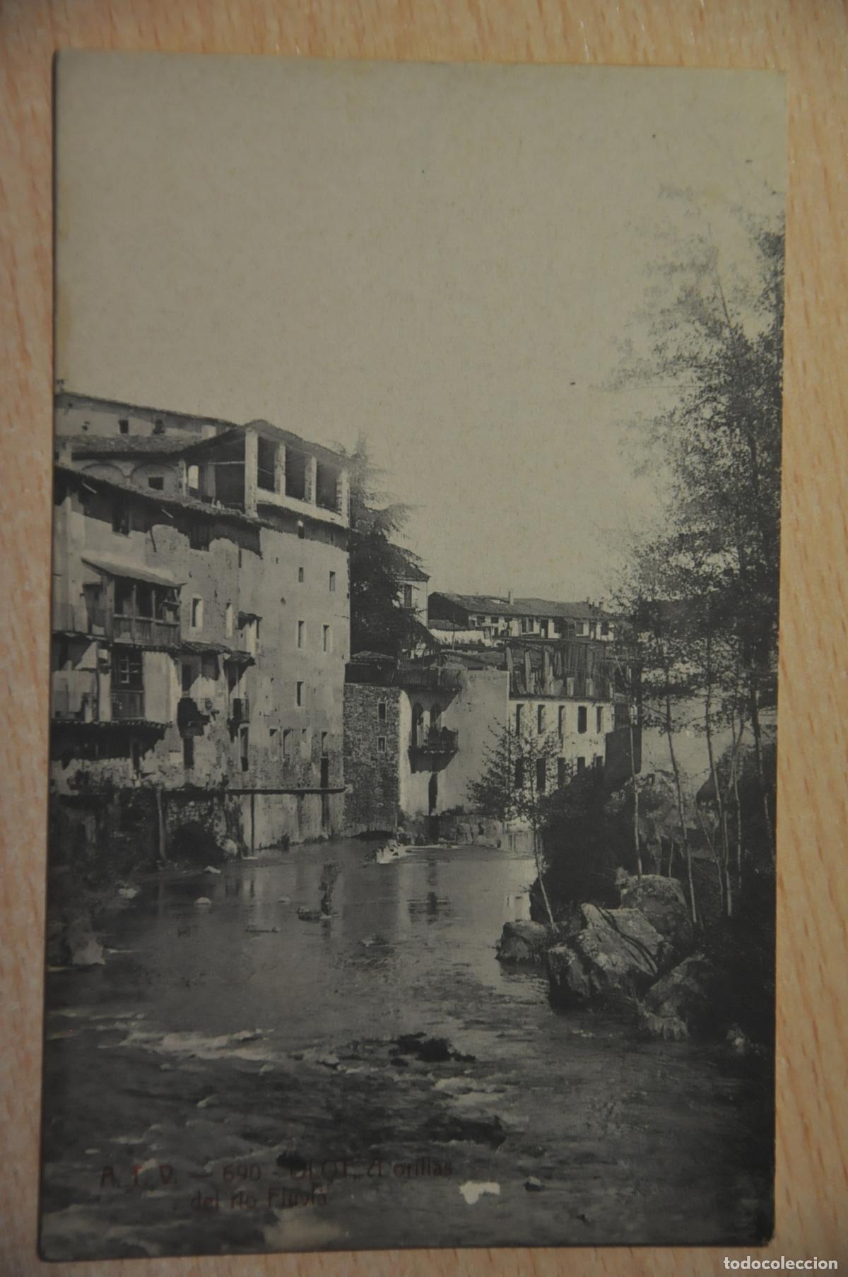 Postales: postal olot, a orillas del rio fluvia atv 690