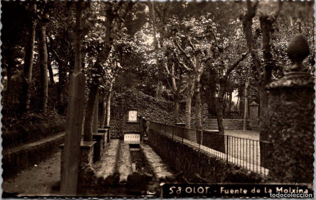 Postales: Olot - Fuente de La Moixina - n&ordm; 58 - Fotogr&aacute;fica - Sin m&aacute;s datos - 138x87mm