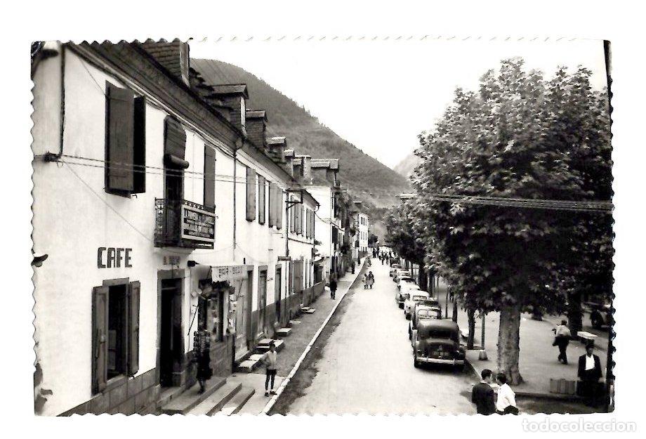 Postales: TARJETA POSTAL VALLE DE ARAN 46 VIELLA PASEO GENERALISIMO. EDICIONES SICILIA