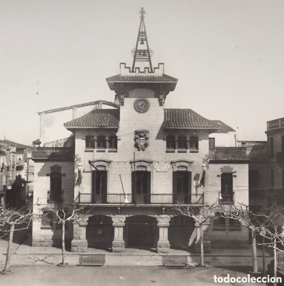 Postales: SANT CELONI AJUNTAMENT PLA&Ccedil;A DE LA VILA POSTAL FOTOGR&Aacute;FICA FOT&Oacute;GRAFO MARCH BARCELONA C. 1940